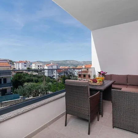 Apartamento Maris, Near The Beach, Trogir