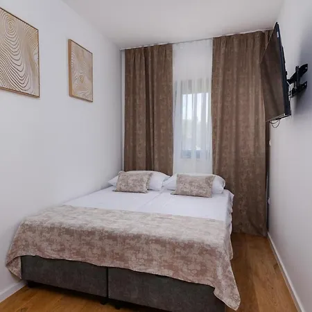 Maris, Near The Beach, Apartamento *