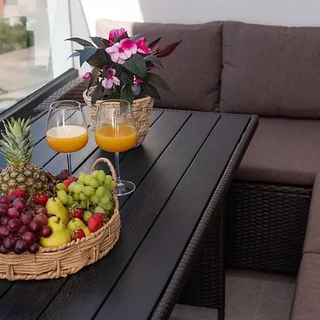 Maris, Near The Beach, Apartamento